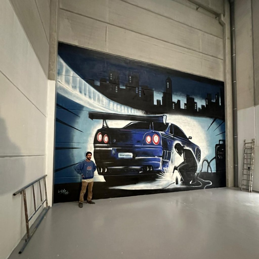 graffiti auto gigante gran escala