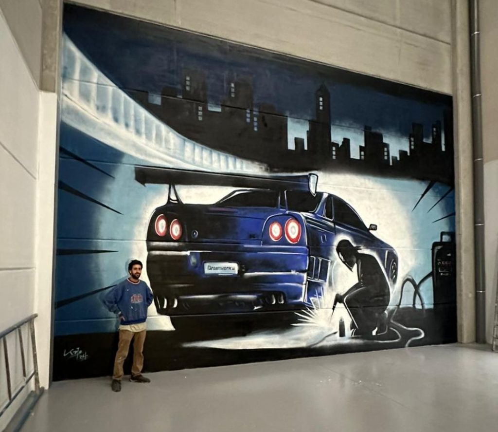 graffiti auto gigante gran escala